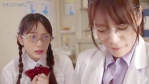 Japanese girl with large tits gets her pussy cunnilingus