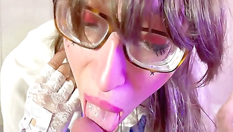 Porn 18+ anal movie showing a slutty deepthroat porn