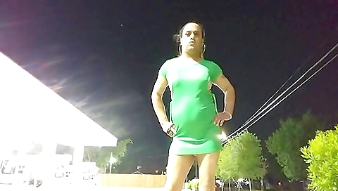 Bianca shows off her body in amateur solo crossdressing video